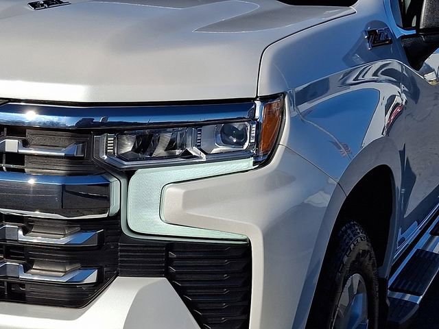 Certified 2025 Chevrolet Silverado 1500 LTZ w/ Technology Package image 9