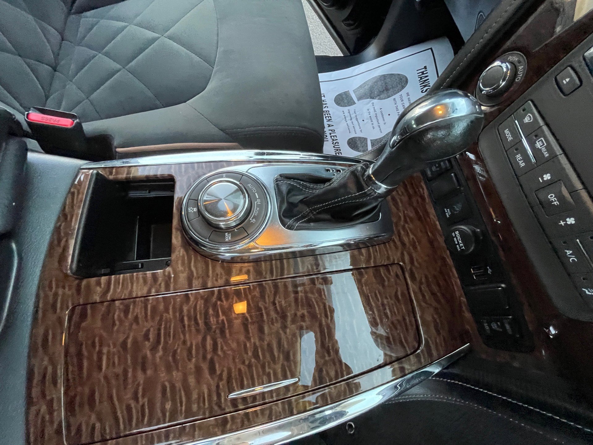 Used 2018 Nissan Armada SV w/ Driver Package AWD/4WD image 30