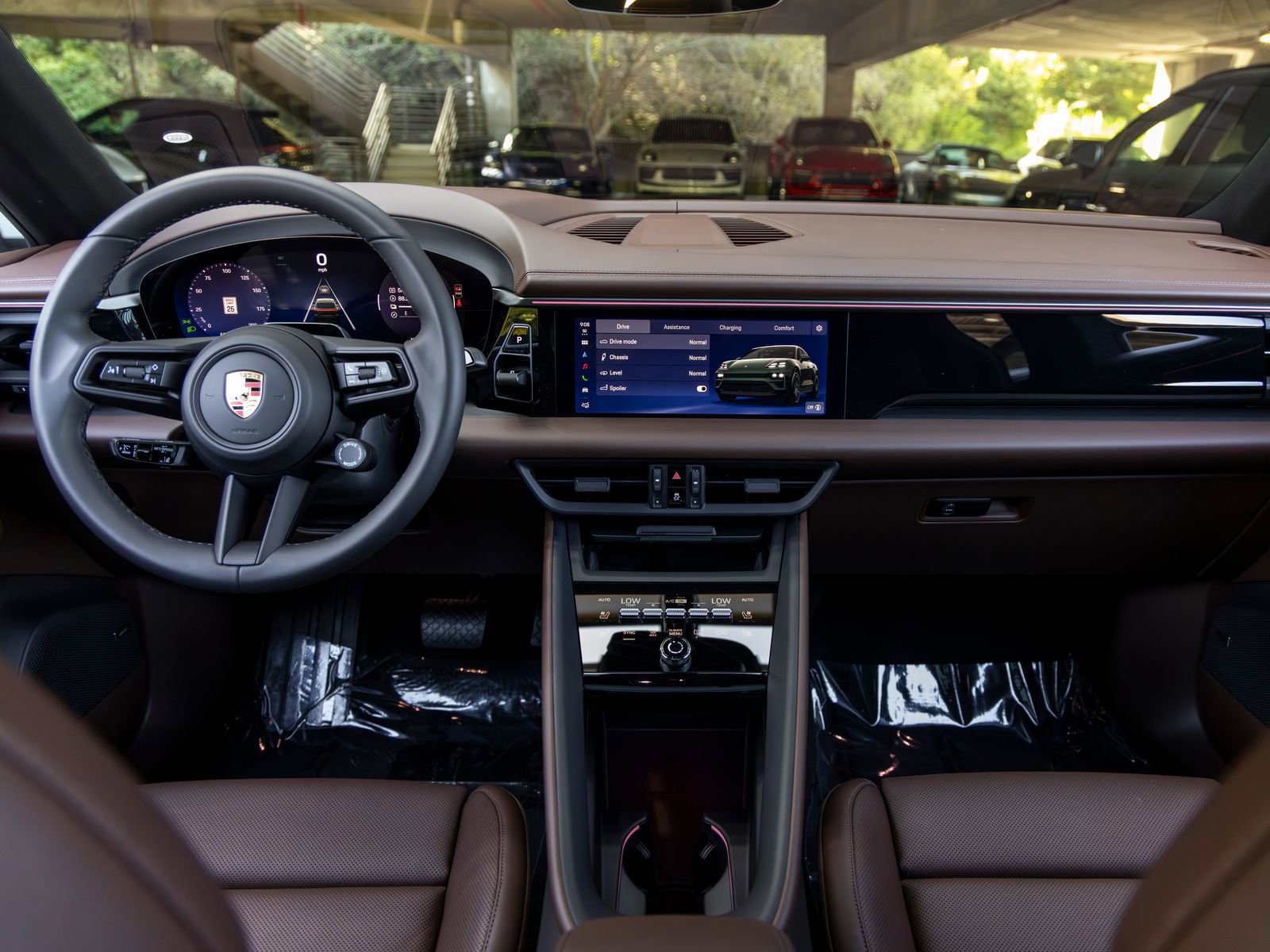 Certified 2026 Porsche Macan Electric RWD image 40