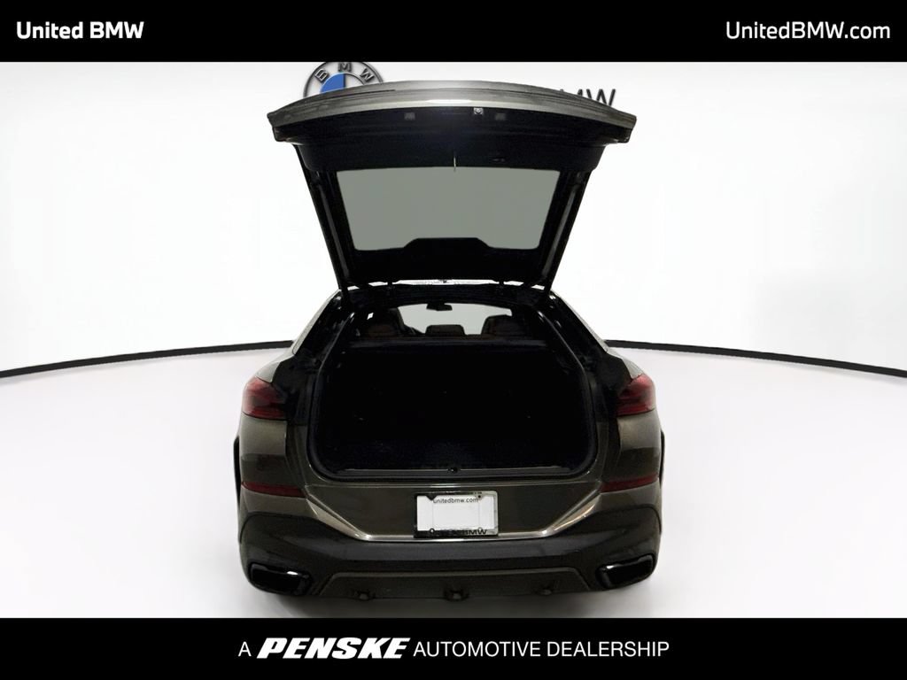 Used 2021 BMW X6 M50i w/ Executive Package AWD/4WD image 14