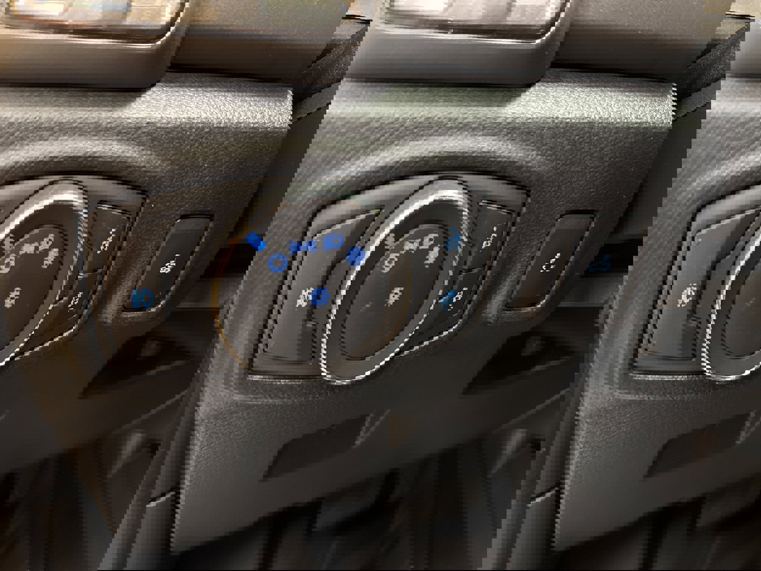 Used 2019 Ford Ranger XLT w/ FX4 Off-Road Package image 28