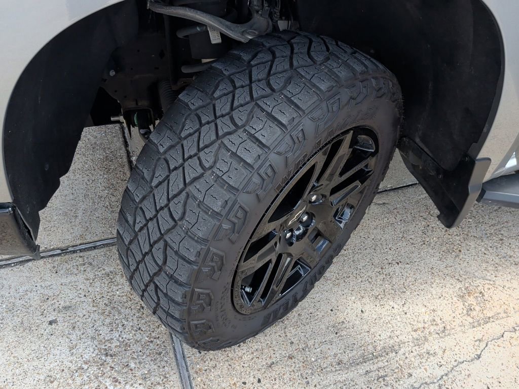 Used 2024 Chevrolet Silverado 1500 Custom Trail Boss image 45