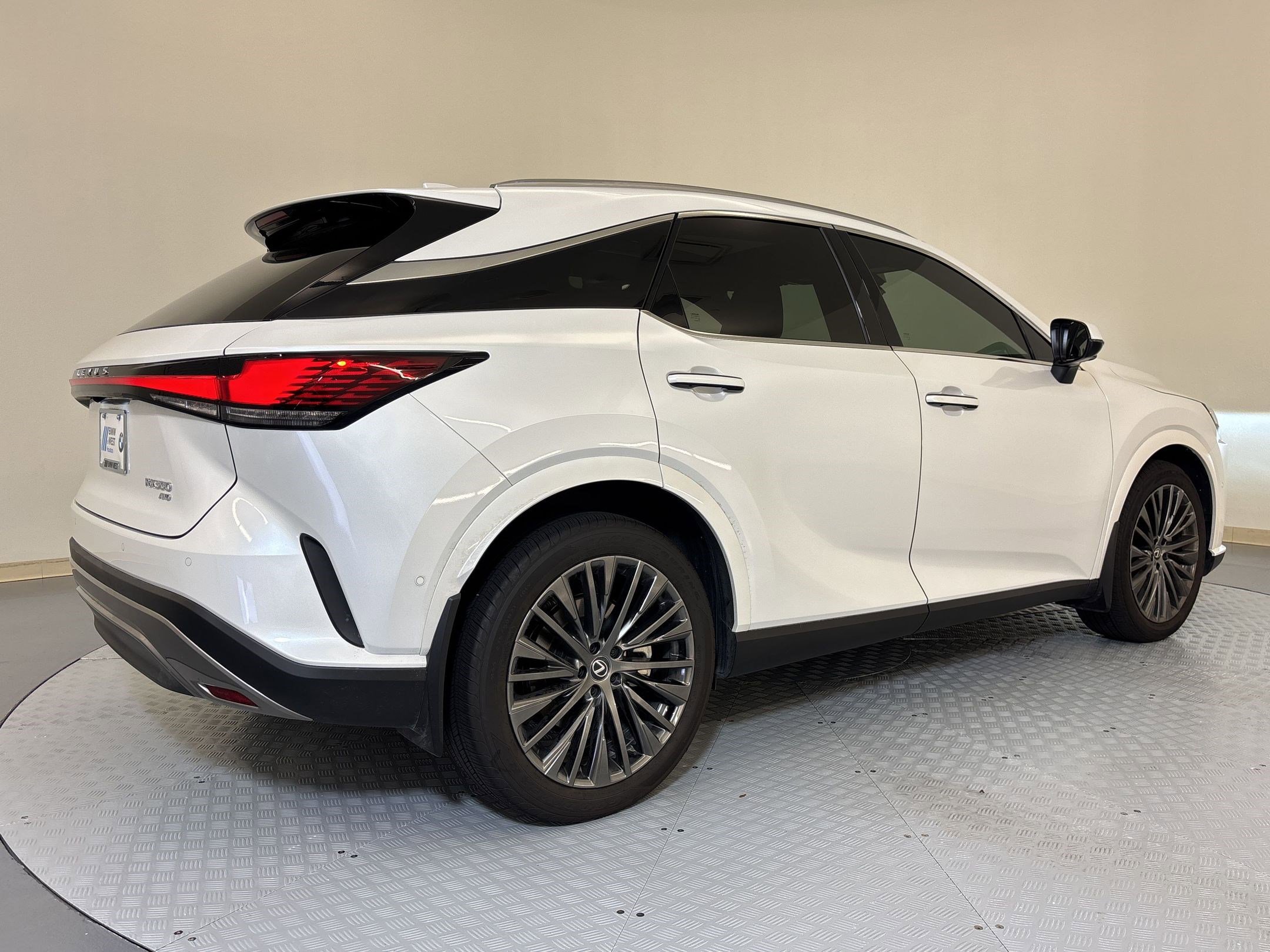 Used 2025 Lexus RX 350 AWD w/ Convenience Package image 8