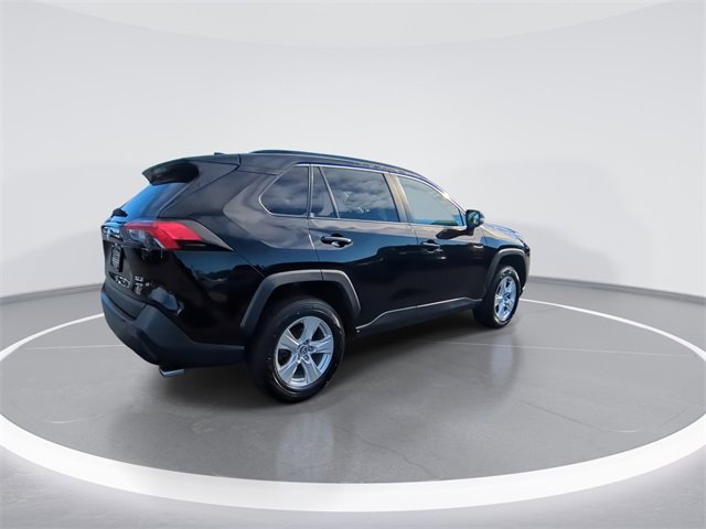 Used 2021 Toyota RAV4 XLE image 8
