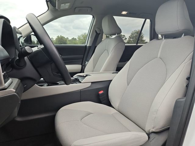 Used 2025 Toyota Grand Highlander FWD image 14