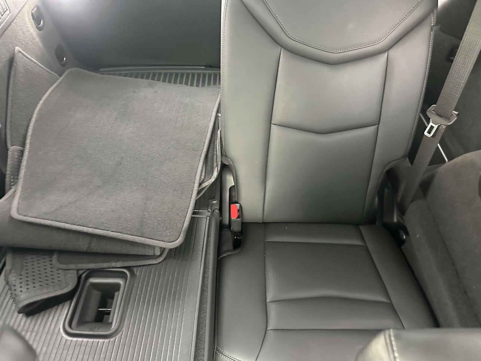 Used 2022 Cadillac XT6 Premium Luxury w/ Technology Package image 10