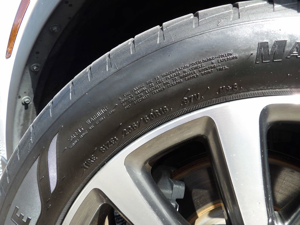 Used 2019 Lincoln MKC Reserve image 25