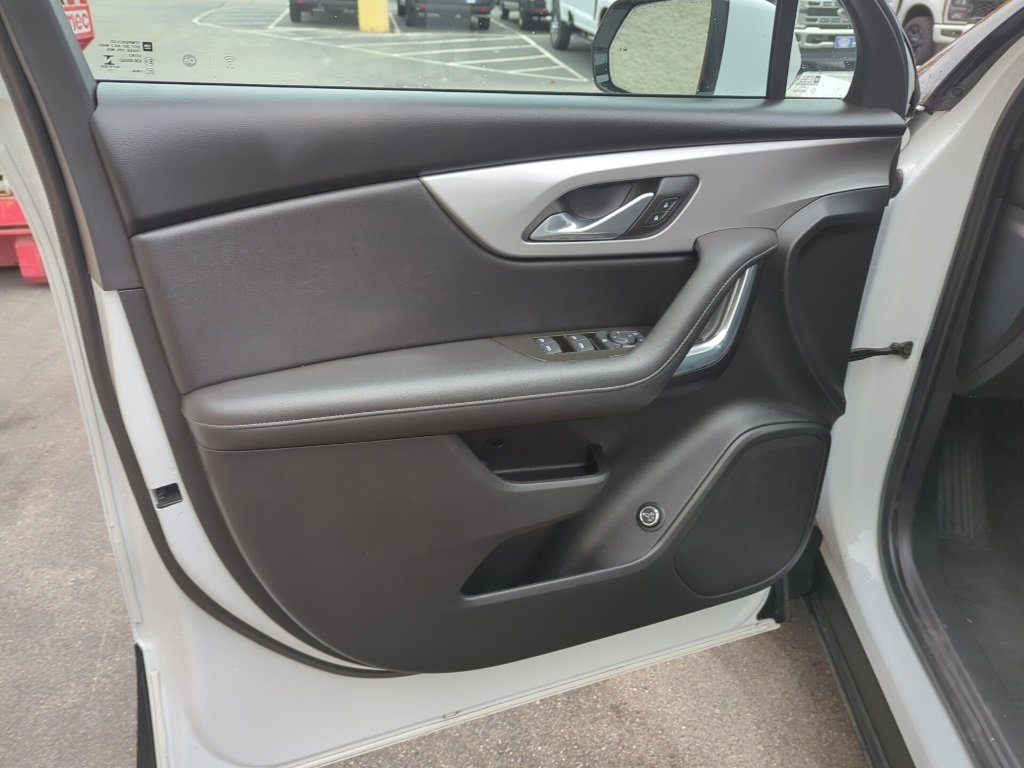 Used 2022 Chevrolet Blazer LT image 6