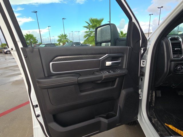 New 2027 RAM 3500 Big Horn AWD/4WD image 16