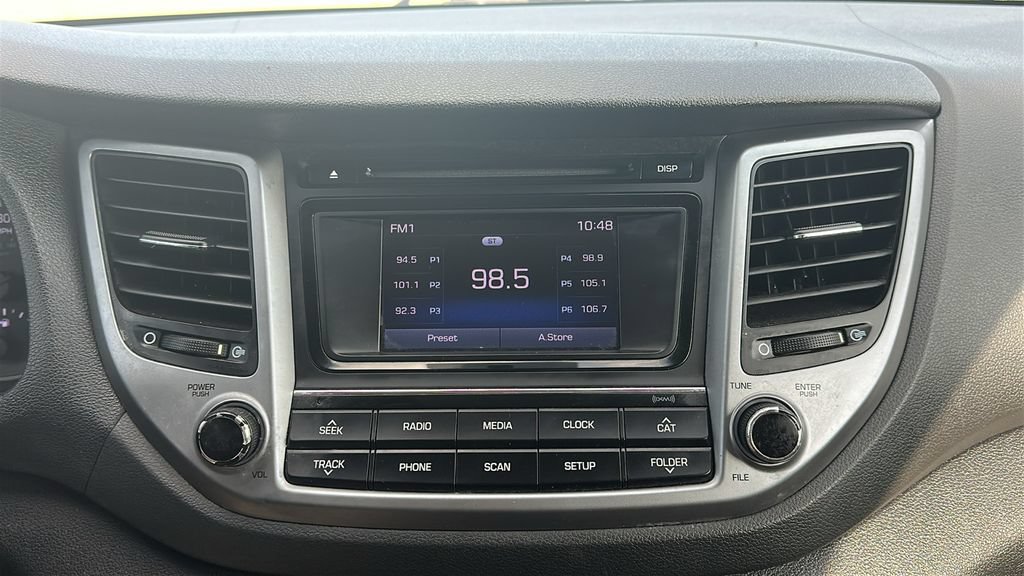 Used 2017 Hyundai Tucson SE w/ SE Popular Package 02 FWD image 23