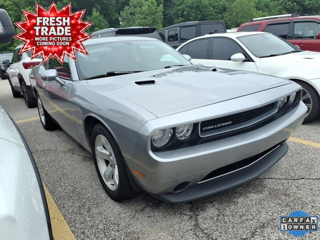 Used 2014 Dodge Challenger SXT RWD image 5