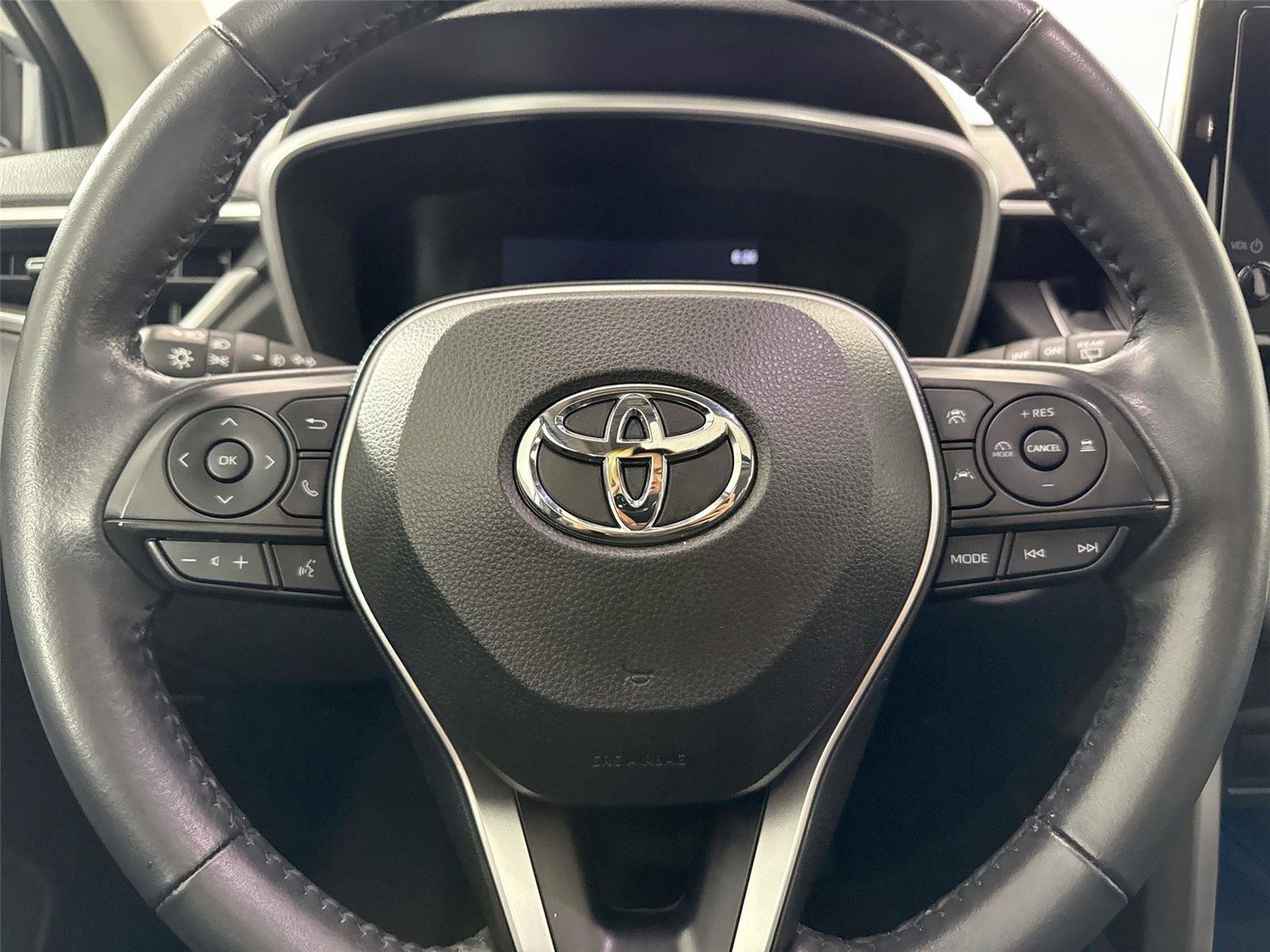 Certified 2023 Toyota Corolla Cross XLE w/ Convenience Package image 17