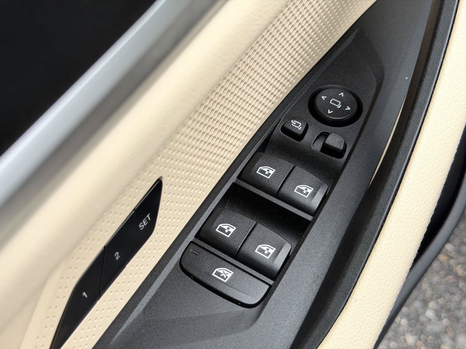 Used 2023 BMW i4 eDrive40 w/ Premium Package RWD image 24