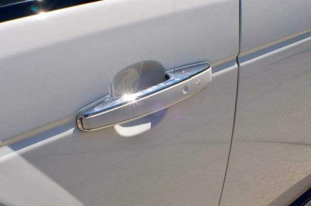 Used 2020 Land Rover Range Rover SV Autobiography Dynamic image 12