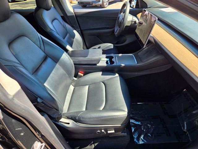 Used 2021 Tesla Model Y Long Range image 21