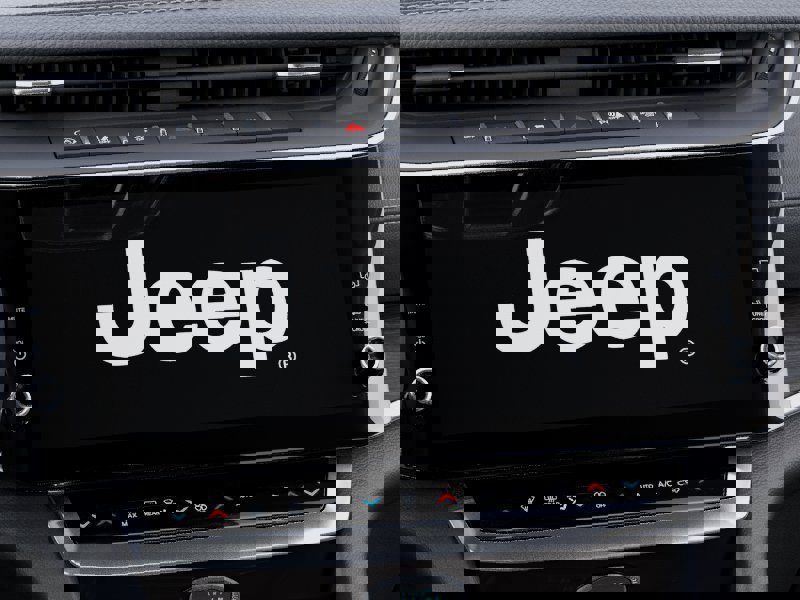 New 2026 Jeep Grand Cherokee Altitude image 10