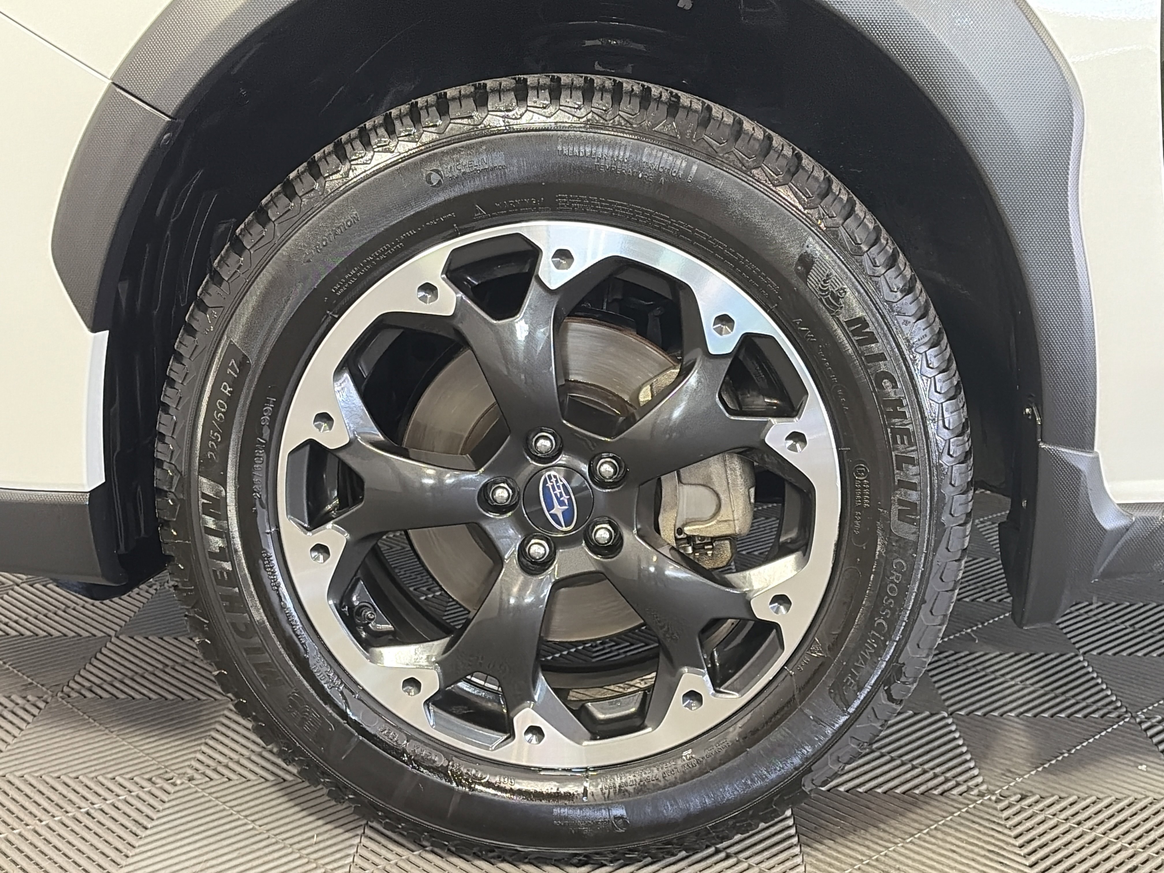 Used 2021 Subaru Crosstrek 2.0i Premium w/ Moonroof Package image 11