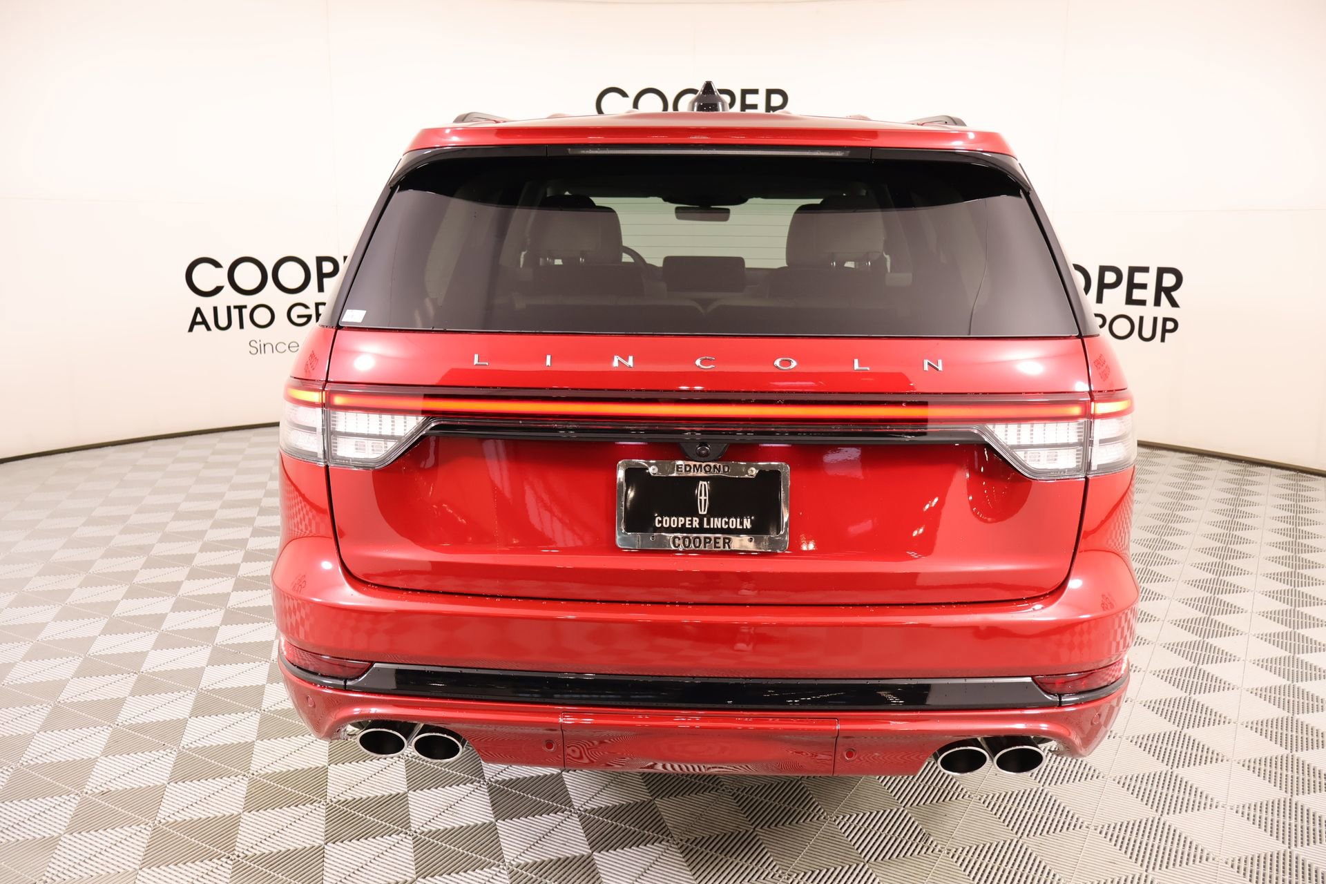 New 2026 Lincoln Aviator AWD image 23