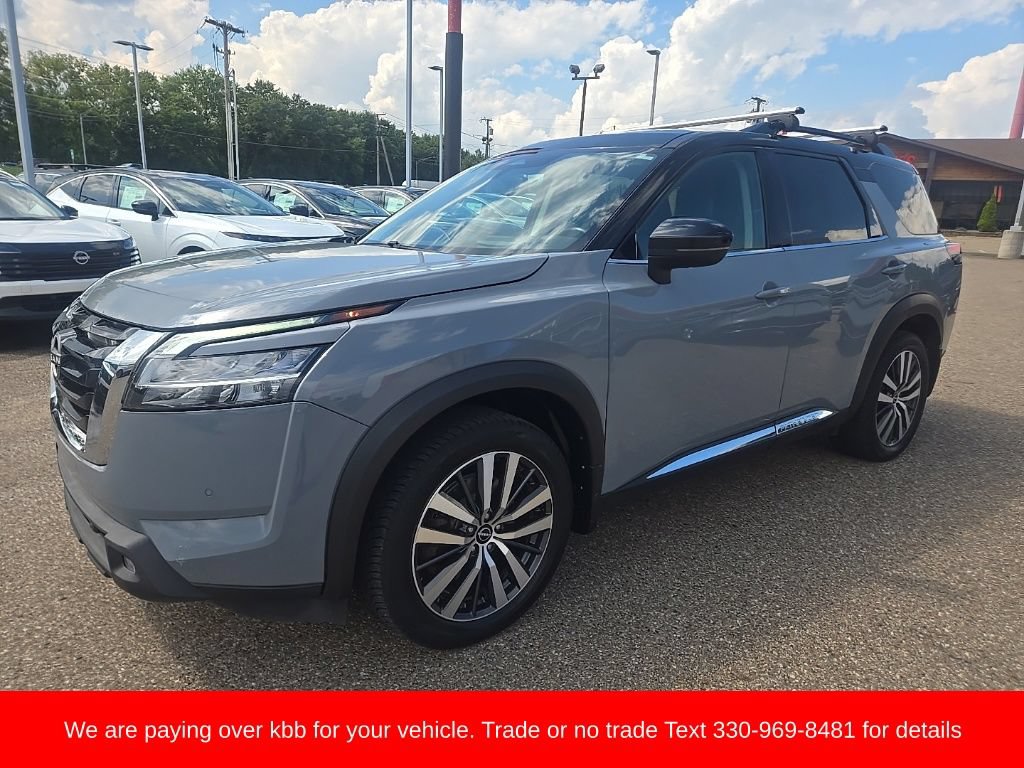 Used 2022 Nissan Pathfinder Platinum AWD/4WD image 4