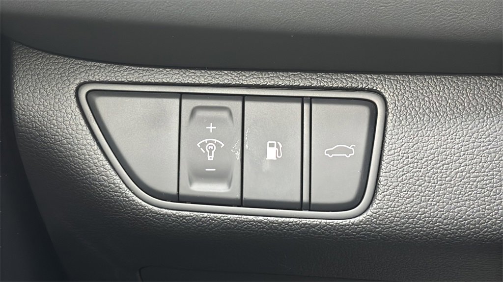 New 2026 Genesis G70 2.5T image 18