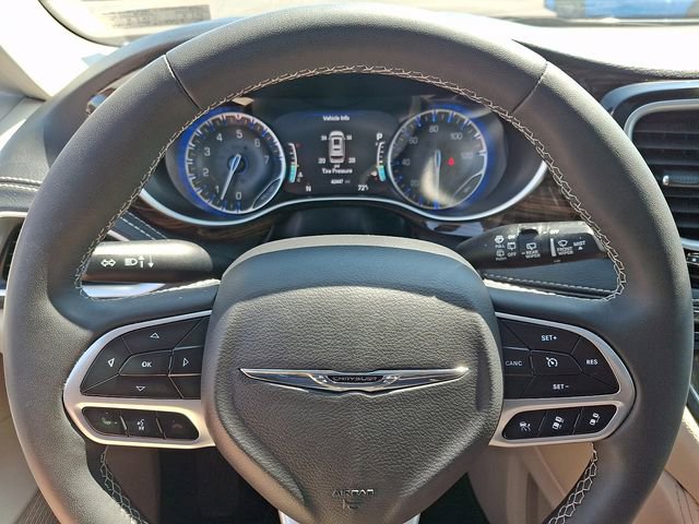 Used 2024 Chrysler Pacifica Limited FWD image 20