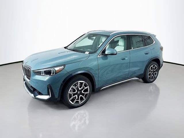 Used 2026 BMW X1 xDrive28i w/ Technology Package AWD/4WD image 3