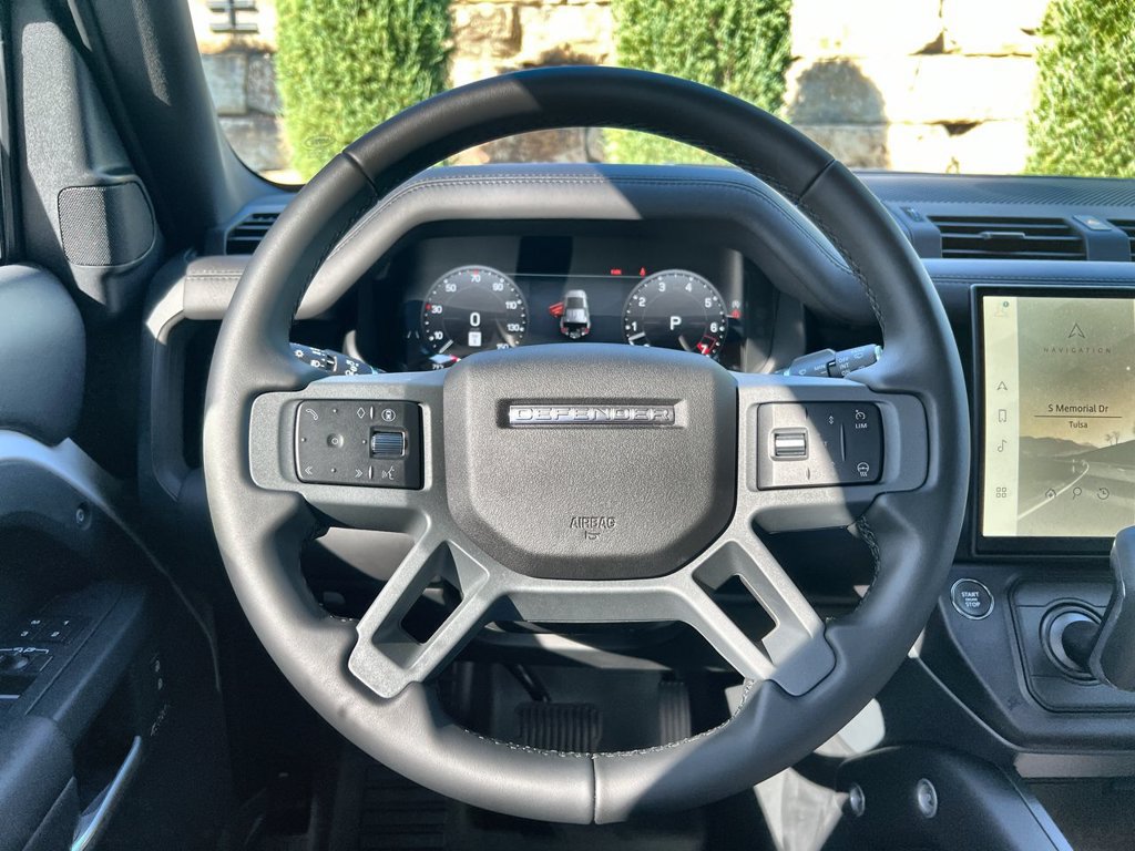 New 2026 Land Rover Defender 110 X-Dynamic SE AWD/4WD image 21