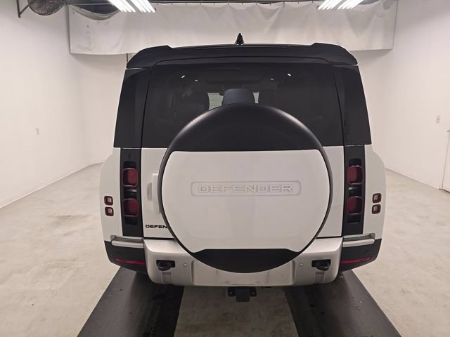 Used 2024 Land Rover Defender 130 S AWD/4WD image 5