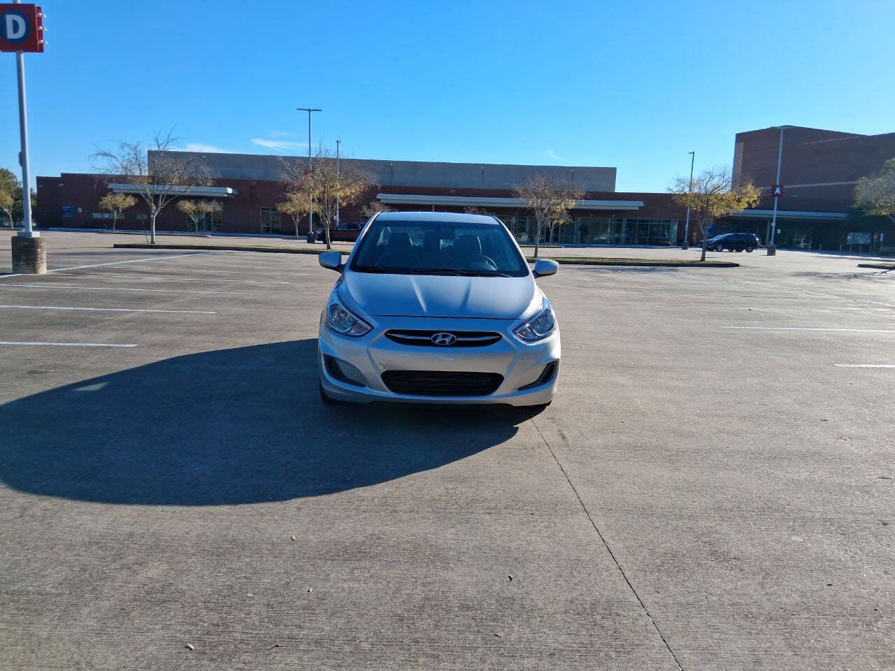 Used 2017 Hyundai Accent SE image 9