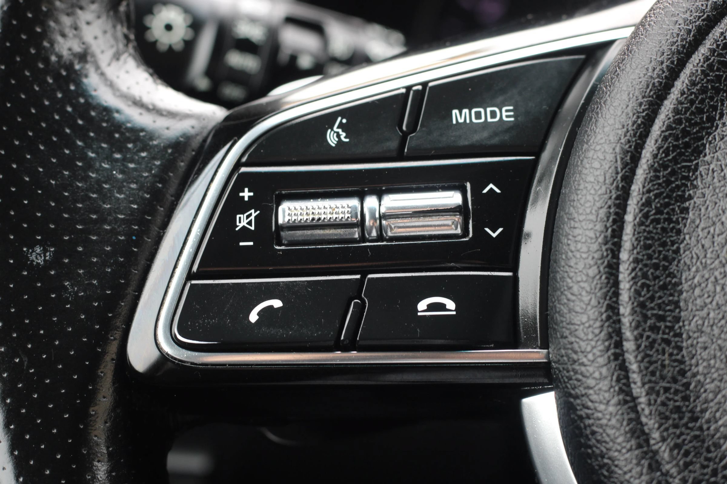 Used 2022 Kia Sportage Nightfall Edition w/ Nighfall AWD Premium Package image 16