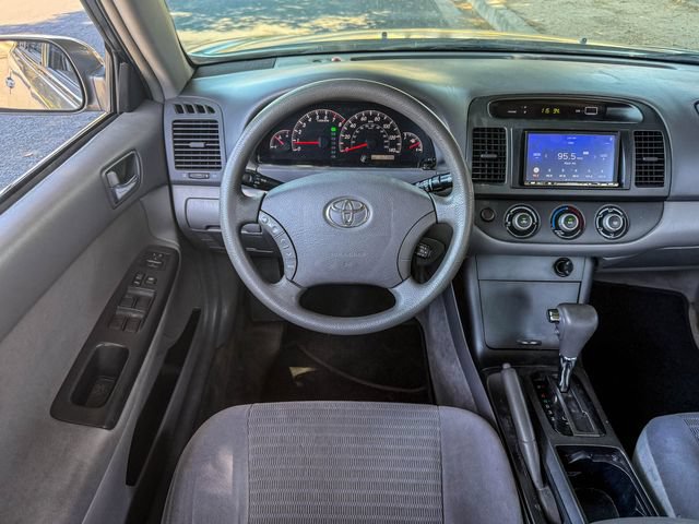 Used 2006 Toyota Camry LE FWD image 29
