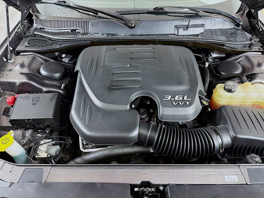 Used 2020 Dodge Challenger SXT image 11