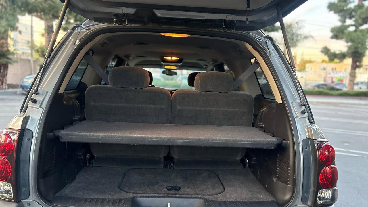 Used 2006 Chevrolet TrailBlazer 2WD w/ LT Package 1 image 12