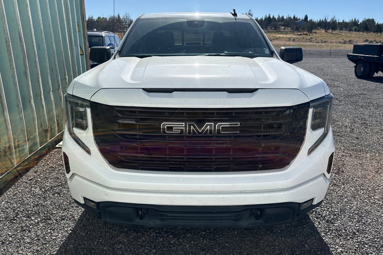 Used 2022 GMC Sierra 1500 Elevation w/ Preferred Package AWD/4WD image 2