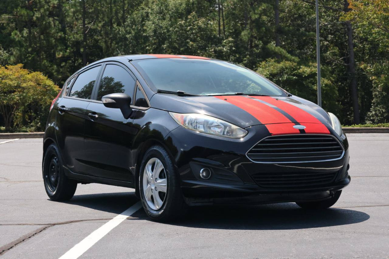 Used 2014 Ford Fiesta SE w/ Exterior Protection Package FWD image 7