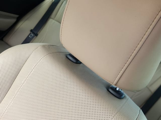 Used 2020 Lexus ES 350 Ultra Luxury w/ Accessory Package 2 FWD image 23