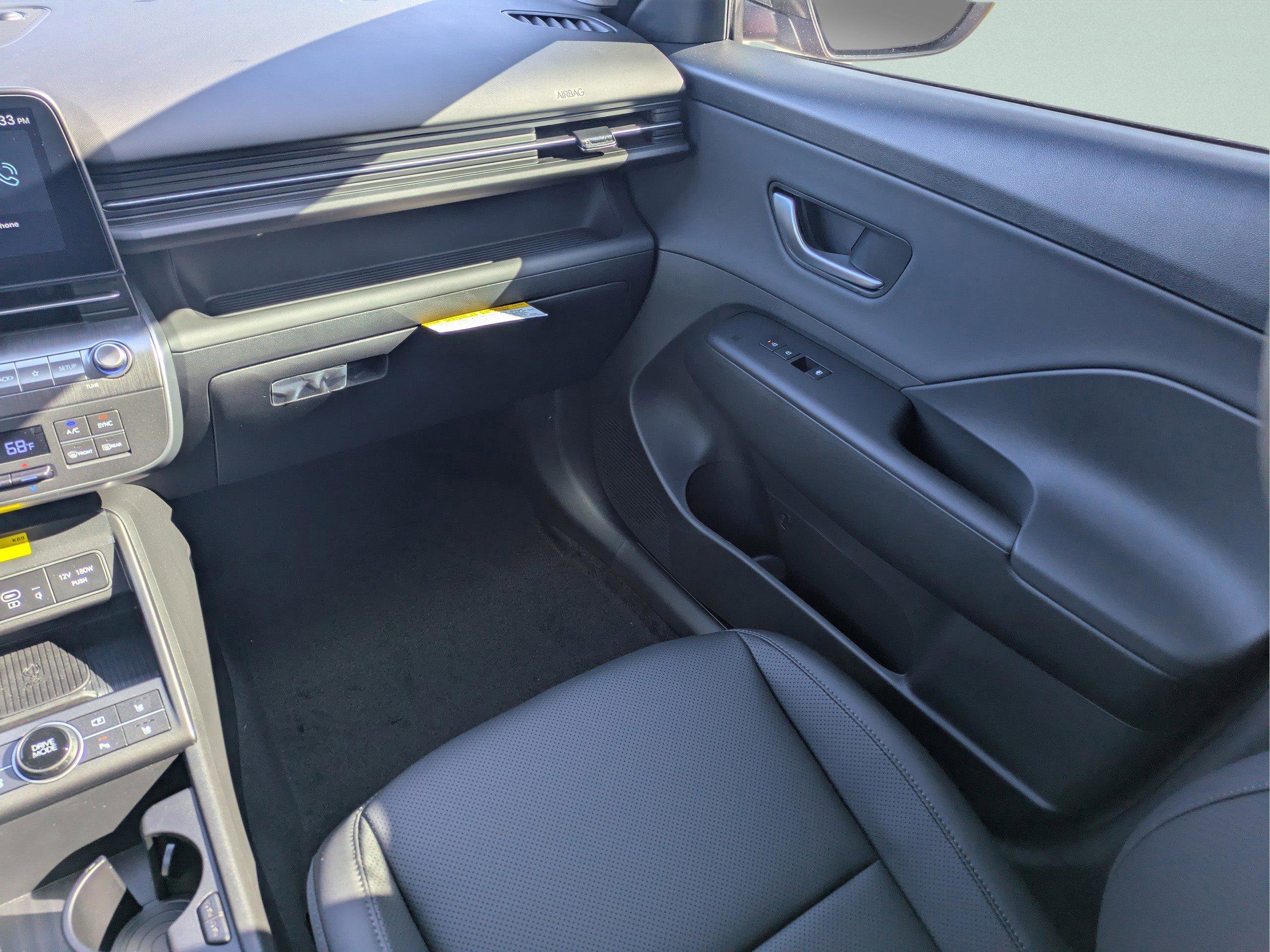 New 2026 Hyundai Kona Limited FWD image 22