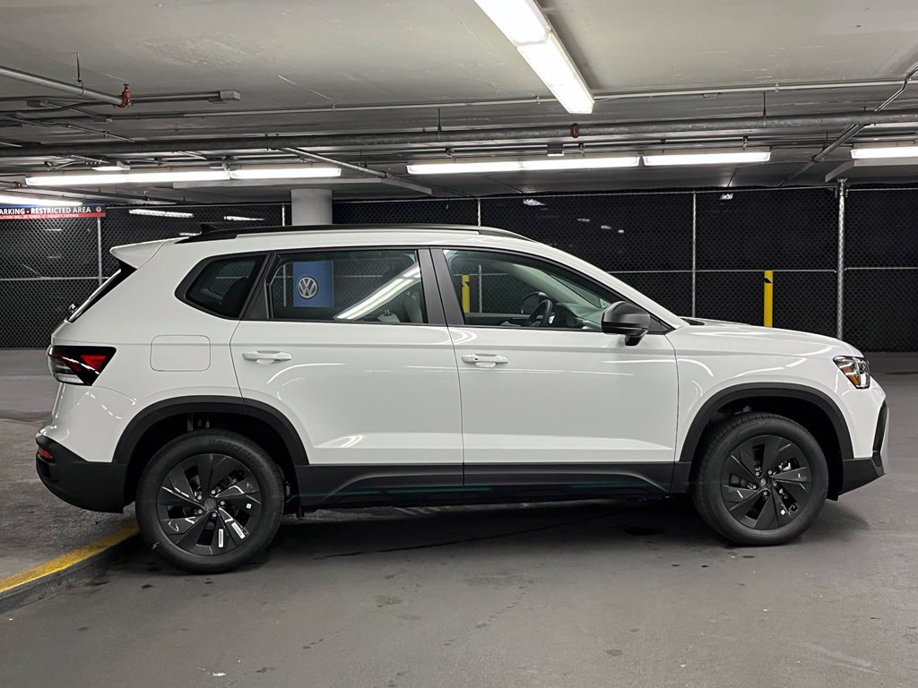 New 2027 Volkswagen Taos S FWD image 32