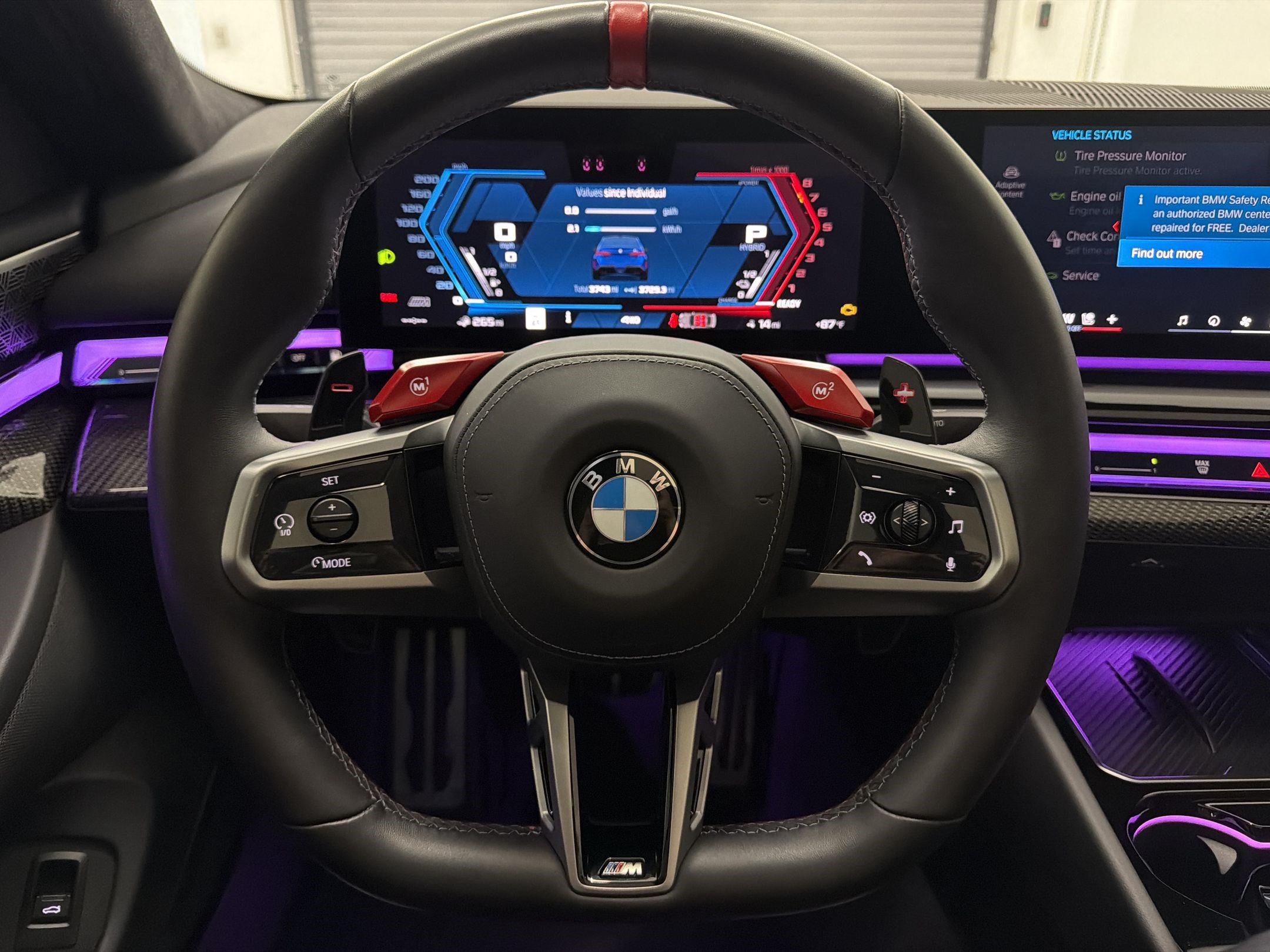 Certified 2025 BMW M5 w/ Executive Package AWD/4WD image 11