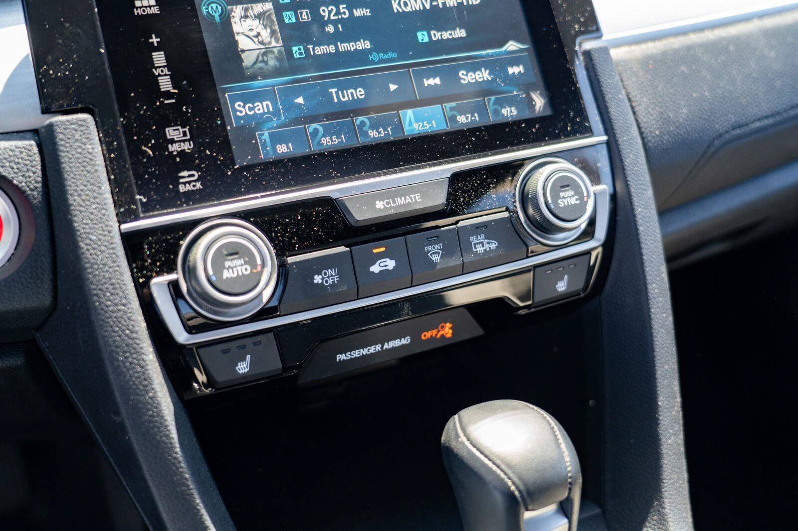 Used 2017 Honda Civic Touring image 15