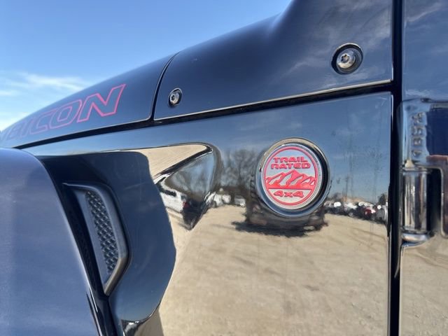 Used 2020 Jeep Gladiator Rubicon w/ Dual Top Group image 12