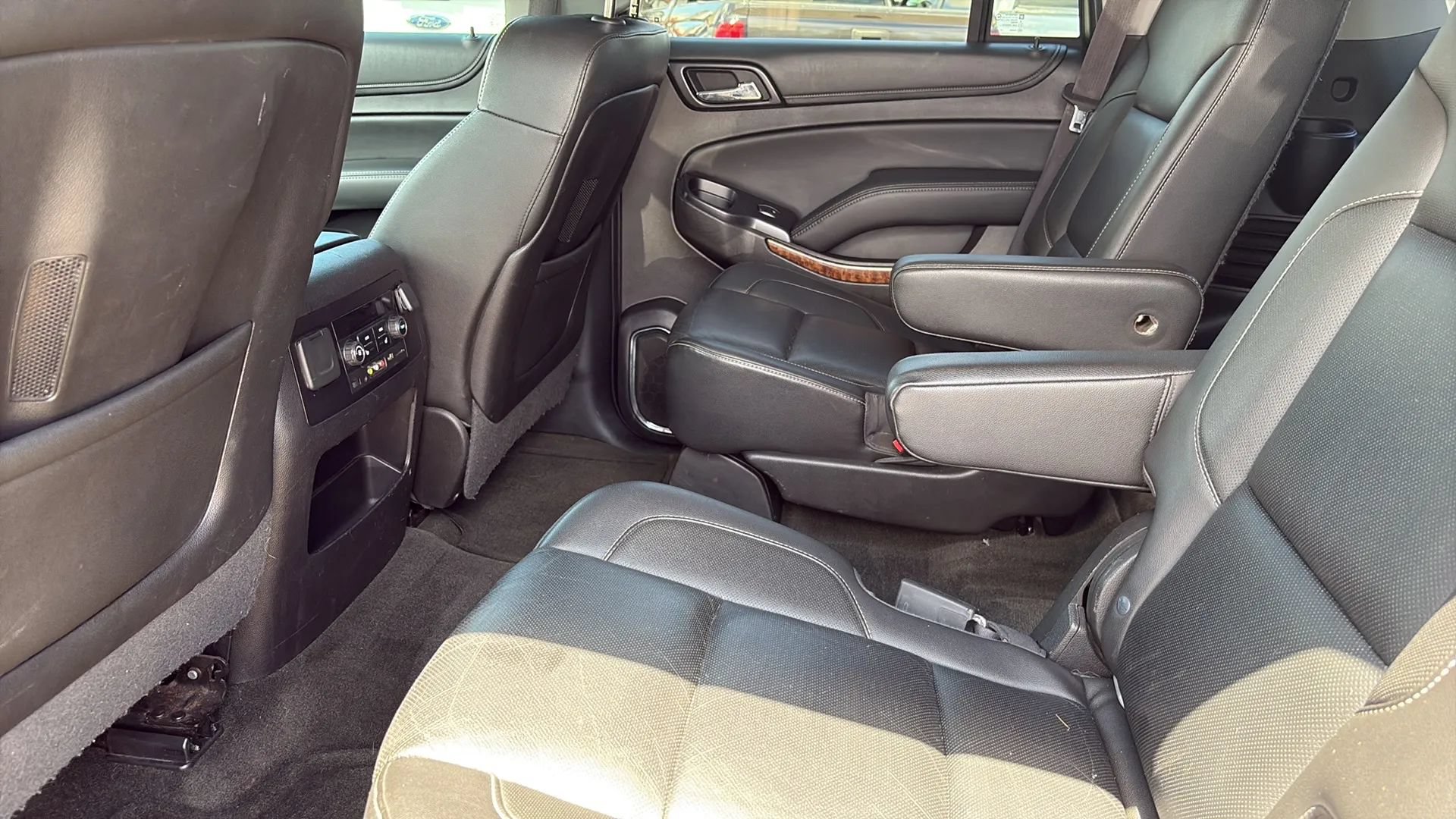 Used 2016 Chevrolet Tahoe LTZ AWD/4WD image 9