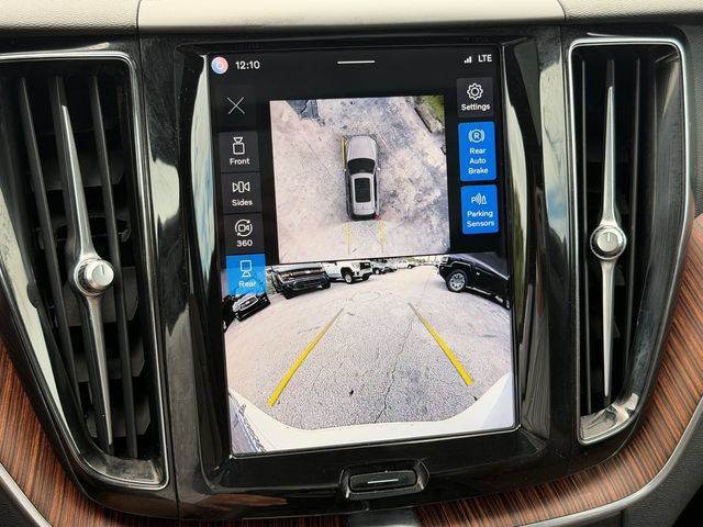 Used 2024 Volvo XC60 T8 Plus AWD/4WD image 25