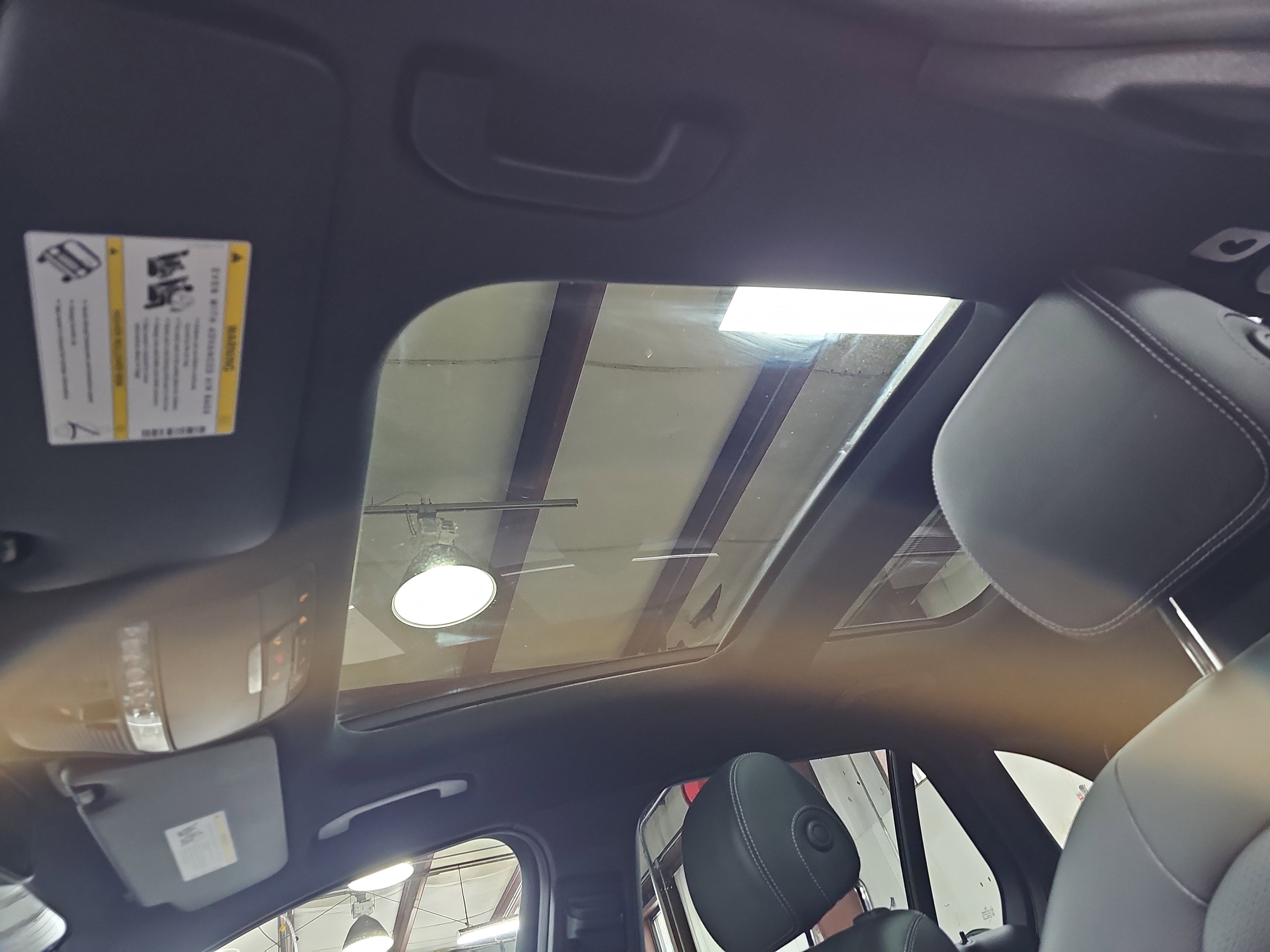 Used 2018 Mercedes-Benz GLC 300 4MATIC image 31