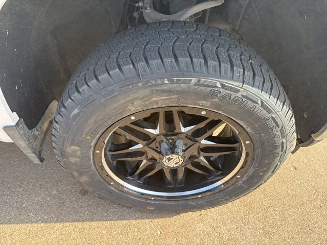 Used 2019 Chevrolet Silverado 1500 LT w/ All-Star Edition image 24