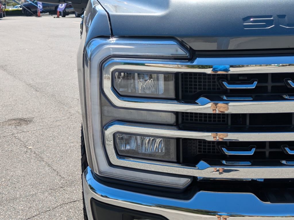 Certified 2023 Ford F250 Lariat w/ Lariat Ultimate Package image 11