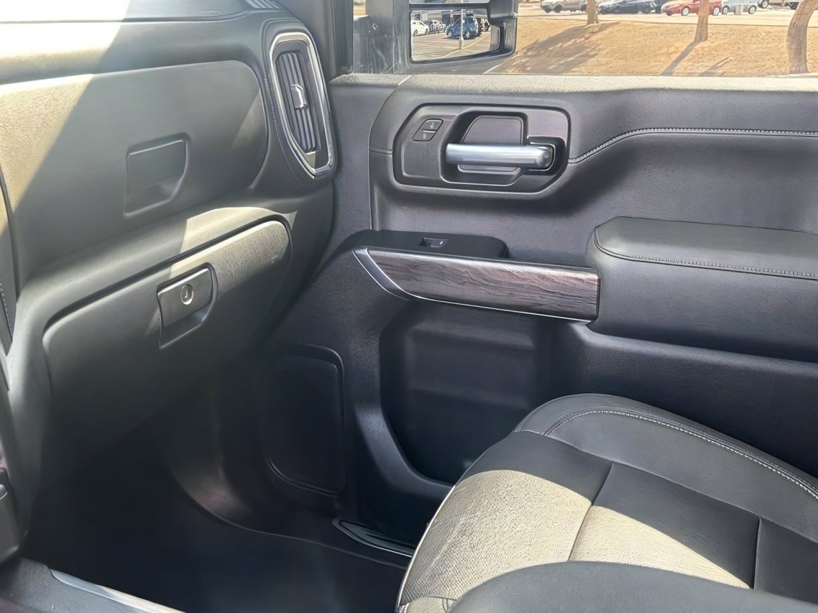 Used 2022 Chevrolet Silverado 2500 LTZ w/ LTZ Texas Edition AWD/4WD image 19