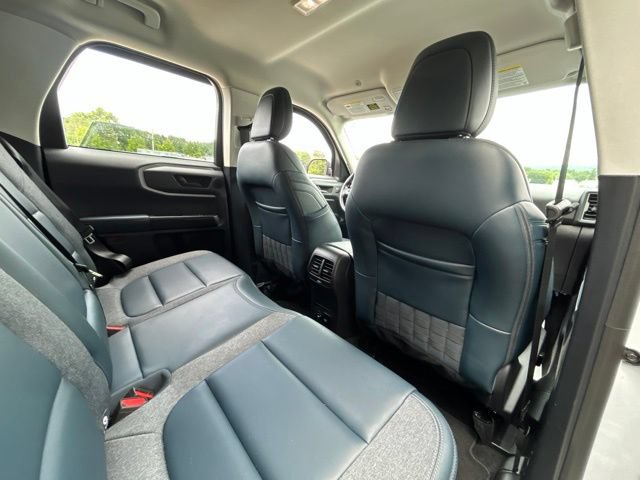 Used 2024 Ford Bronco Sport Outer Banks w/ Tech Package AWD/4WD image 44