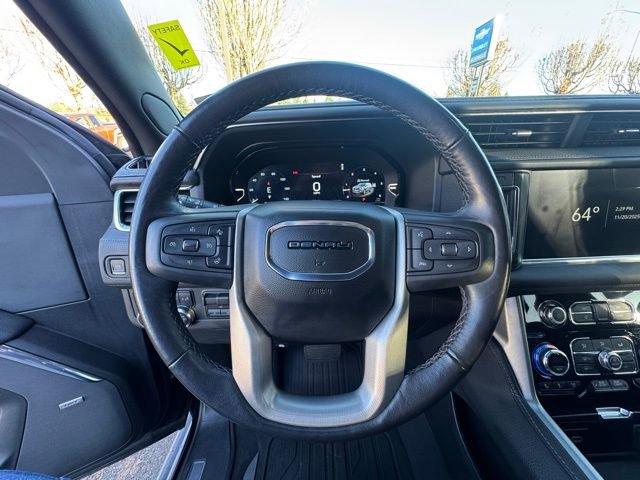 Used 2022 GMC Yukon Denali w/ Advanced Technology Package image 21
