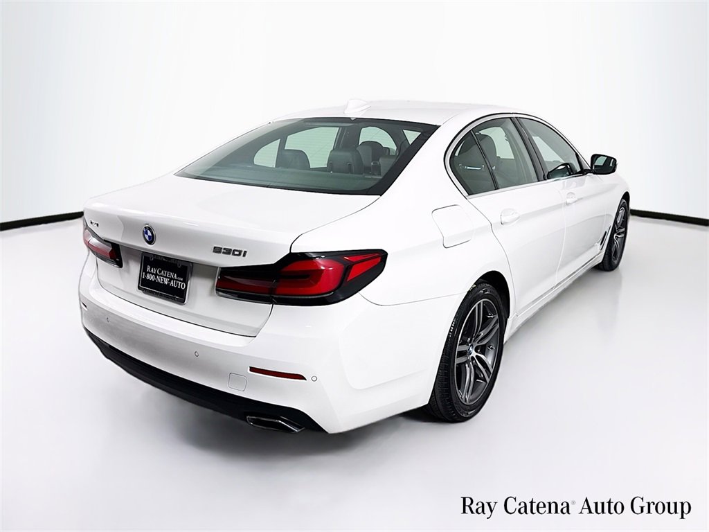 Certified 2022 BMW 530i xDrive w/ Premium Package image 7